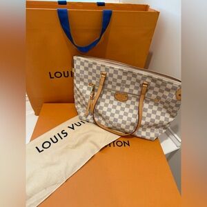 Louis Vuitton Damier Azur Tote - Cream and Tan